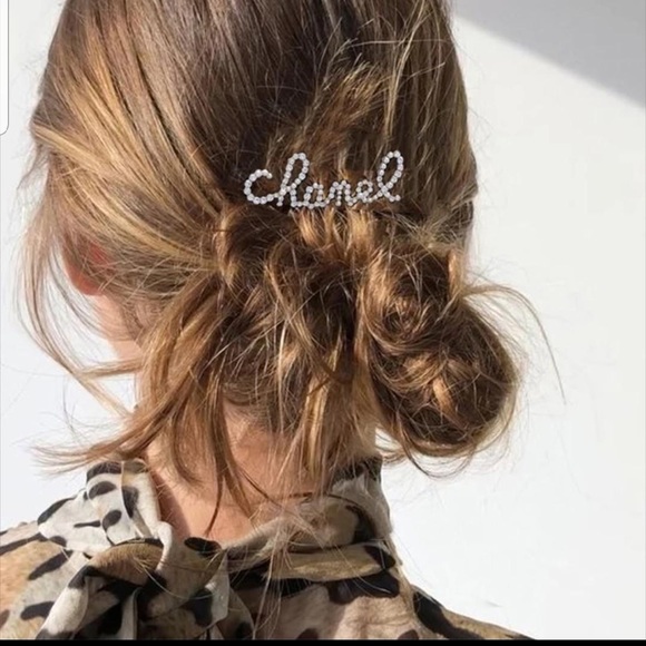 Chanel hair clip - gold colour frame - Picture 2 of 7